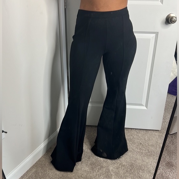 H&M Black Flared Pants - Picture 1 of 9